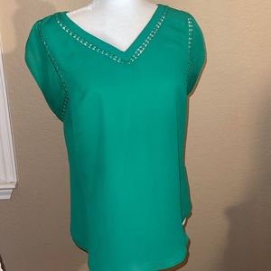 EUC bright green top
